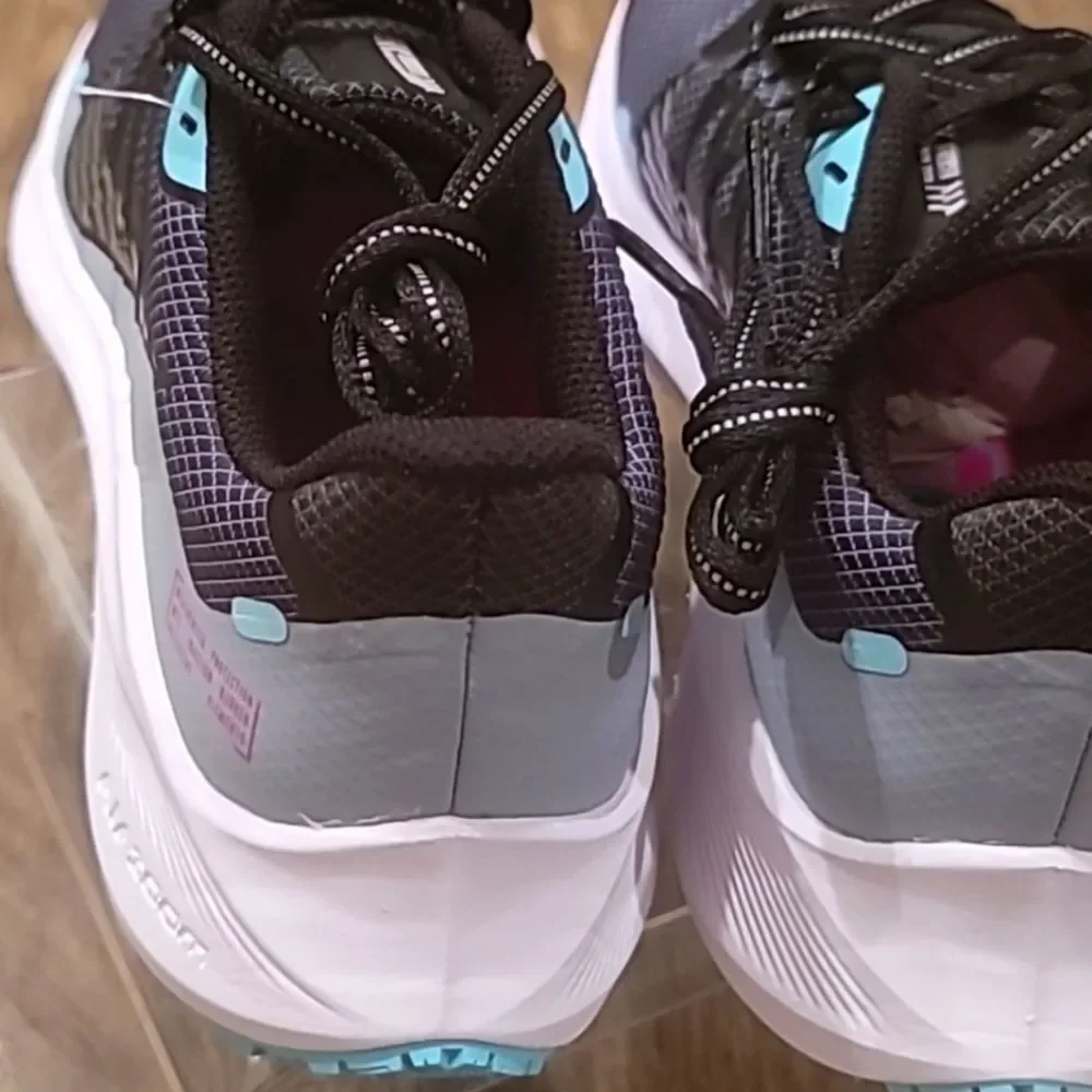 Nike Winflo 7‎ Shield Shoe